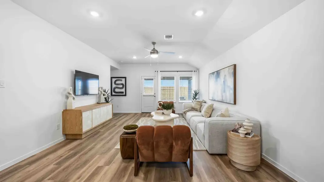Furnished interior view inside a new home in Allison Park, Houston (Image 4).