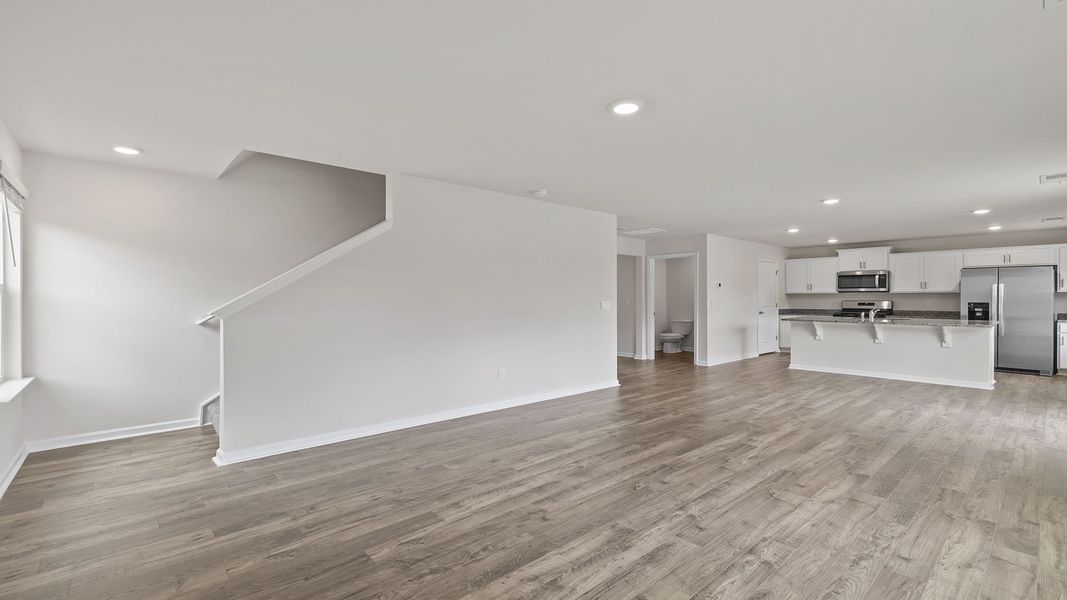 Spacious, unfurnished interior of a new home in Treemont Commons, Wellford (Image 16).