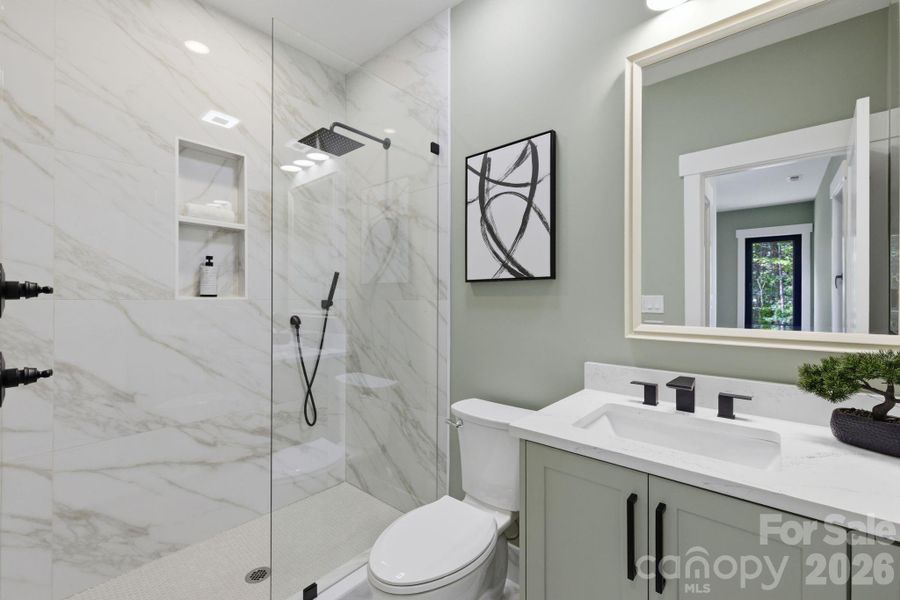 En-suite Four En-suite Four