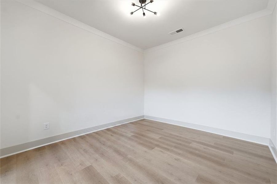 Spacious, unfurnished interior of a new home in , Athens (Image 21).
