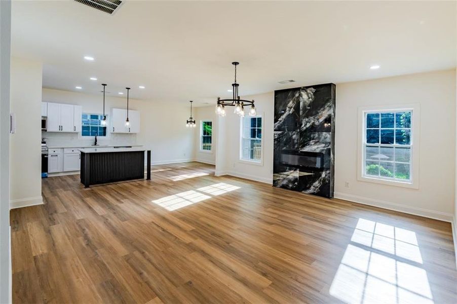 Image 27 of a home in .