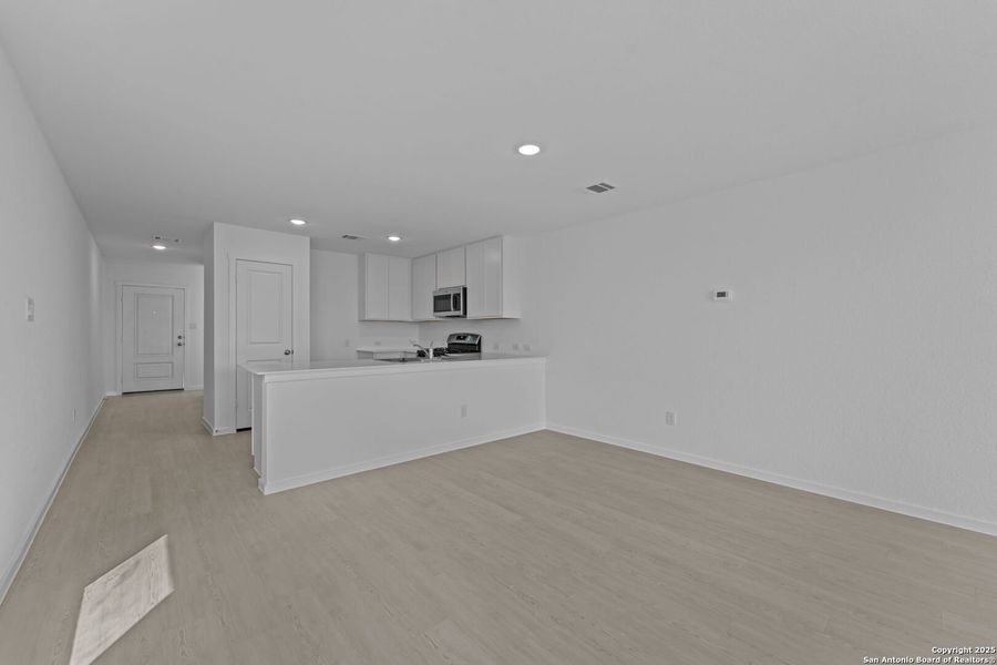 Spacious, unfurnished interior of a new home in , New Braunfels (Image 14). Spacious, unfurnished interior of a new home in , New Braunfels (Image 14).