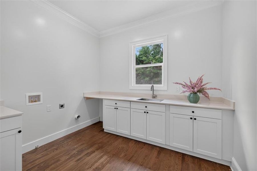 Furnished interior view inside a new home in , Hoschton (Image 9).