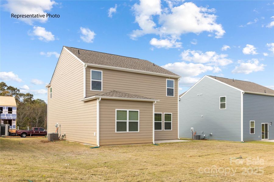 Front exterior of a new home in Huffman Ridge, Hickory, NC, highlighting curb appeal (Image 21).