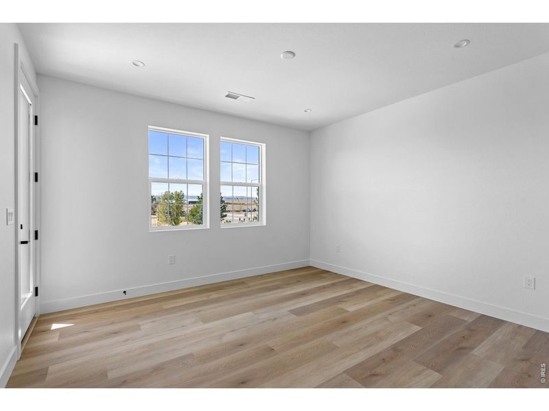 Spacious, unfurnished interior of a new home in , Broomfield (Image 27). Spacious, unfurnished interior of a new home in , Broomfield (Image 27).