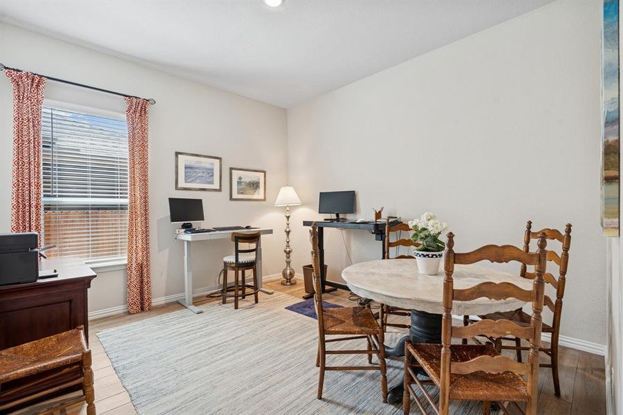 Furnished interior view inside a new home in , Weatherford (Image 16).