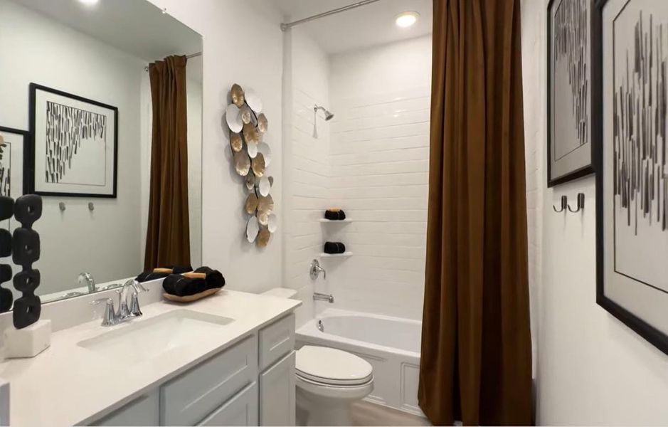 **Photos are a representation of the floor plan. This is not the actual homesite.** **Photos are a representation of the floor plan. This is not the actual homesite.**