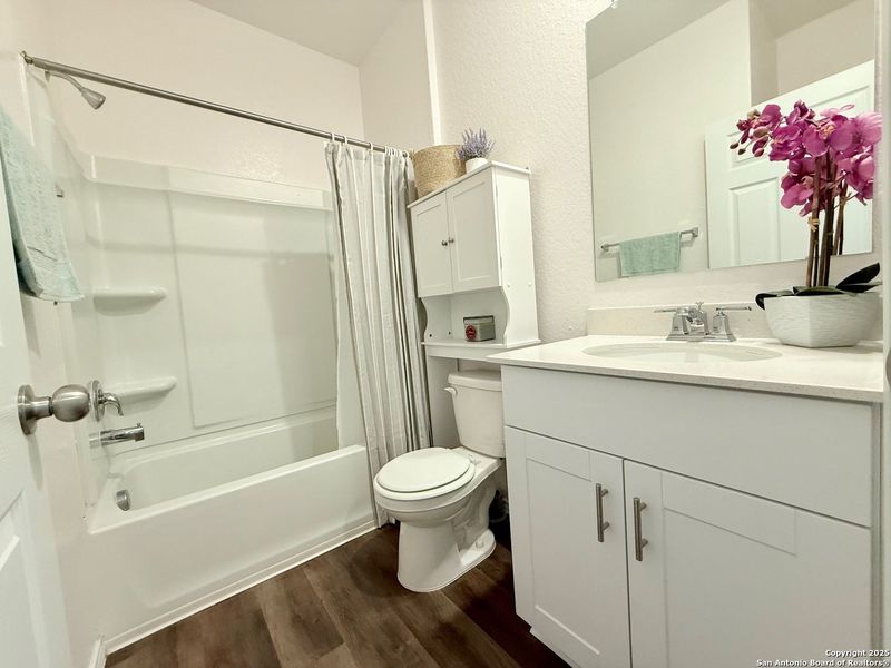 Furnished interior view inside a new home in Winding Brook, San Antonio (Image 13). Furnished interior view inside a new home in Winding Brook, San Antonio (Image 13).