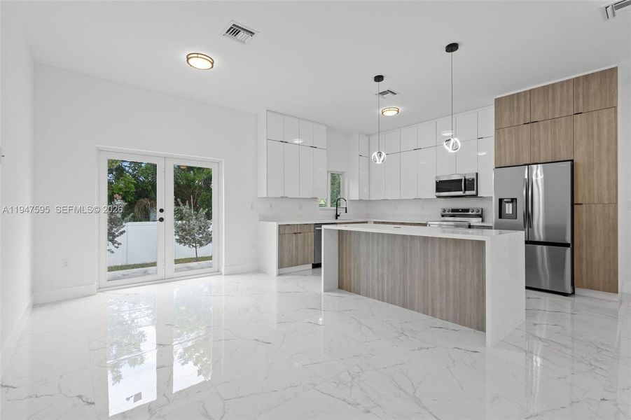 Furnished interior view inside a new home in , Fort Lauderdale (Image 6).