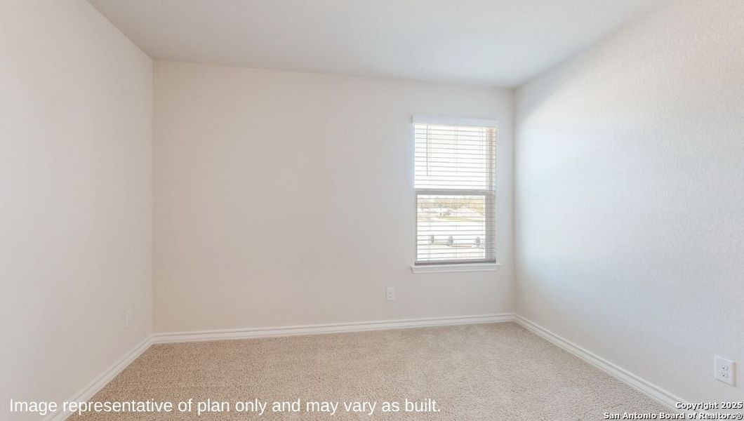 Spacious, unfurnished interior of a new home in Brookstone Creek, San Antonio (Image 12).