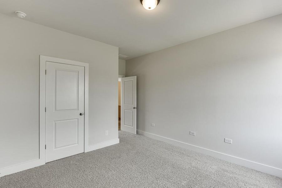 Spacious, unfurnished interior of a new home in , Buford (Image 43).