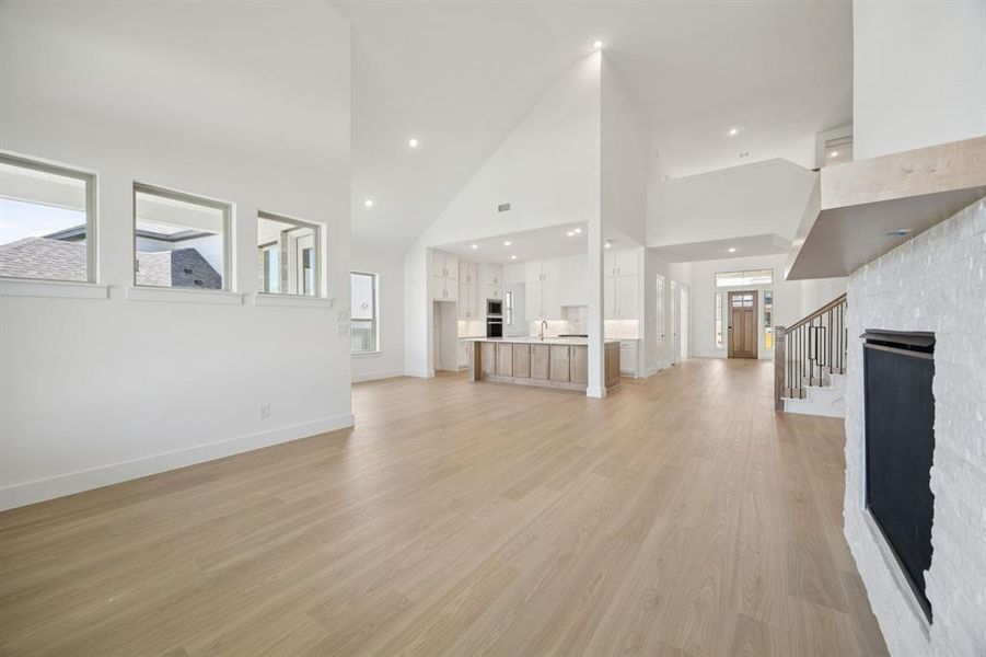 Spacious, unfurnished interior of a new home in Painted Tree Lakeside, McKinney (Image 14). Spacious, unfurnished interior of a new home in Painted Tree Lakeside, McKinney (Image 14).