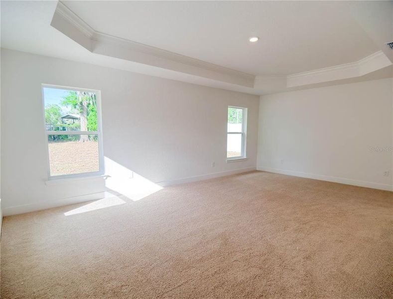Spacious, unfurnished interior of a new home in , Ocala (Image 22).