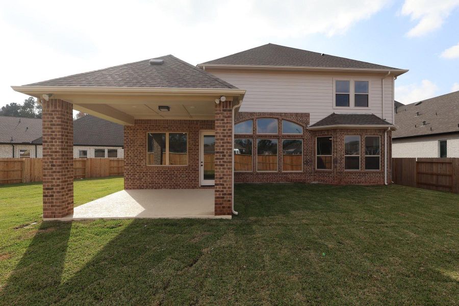 Welcome to The Fontaine by David Weekley Homes. **HOME ESTIMATED TO BE COMPLETE MARCH 2026**