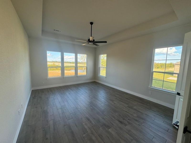 Spacious, unfurnished interior of a new home in Creekview Addition, Van Alstyne (Image 14). Spacious, unfurnished interior of a new home in Creekview Addition, Van Alstyne (Image 14).