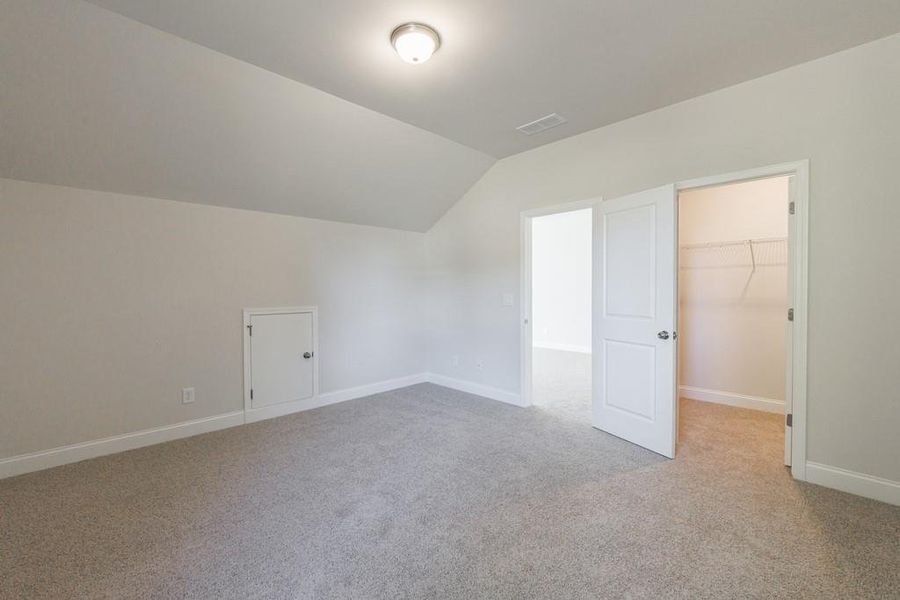 Spacious, unfurnished interior of a new home in , Buford (Image 32).