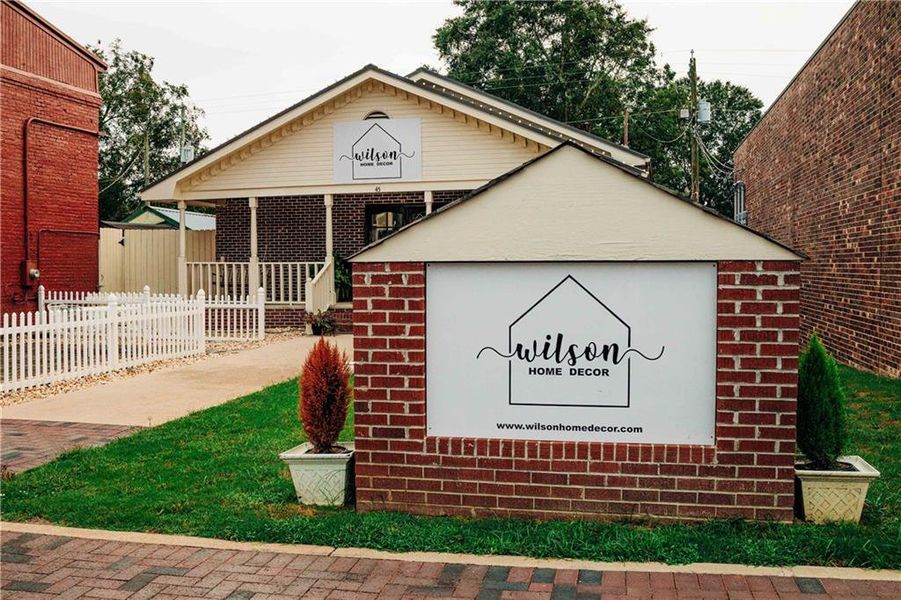 Front exterior of a new home in Rosewood Lake Estates, Hoschton, GA, highlighting curb appeal (Image 25).