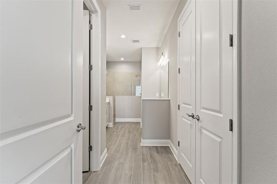 Furnished interior view inside a new home in Palm Grove, Lakewood Ranch (Image 7). Furnished interior view inside a new home in Palm Grove, Lakewood Ranch (Image 7).