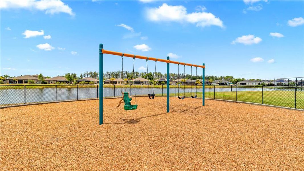 Community amenities in Sereno, Wimauma (Image 28).