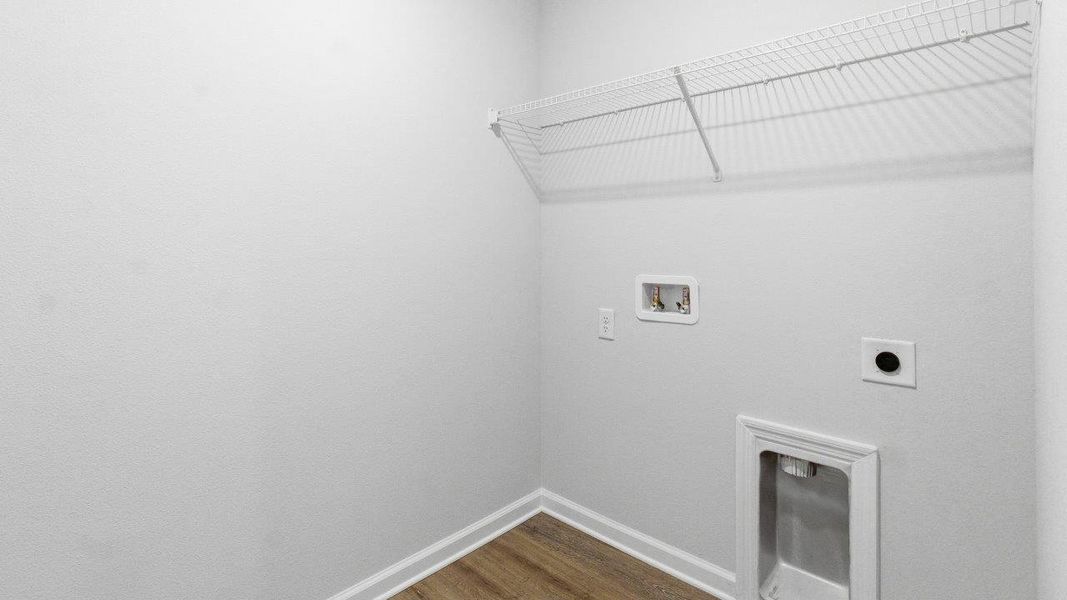 Spacious, unfurnished interior of a new home in Misting Springs, Crawfordville (Image 32).