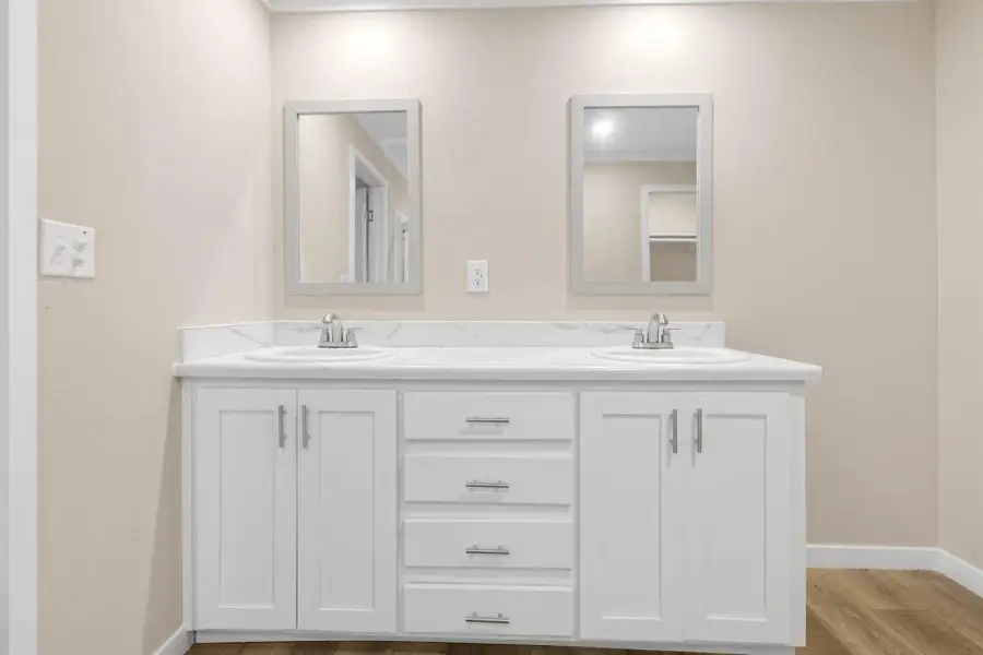 59-web-or-mls-16918 Property-60