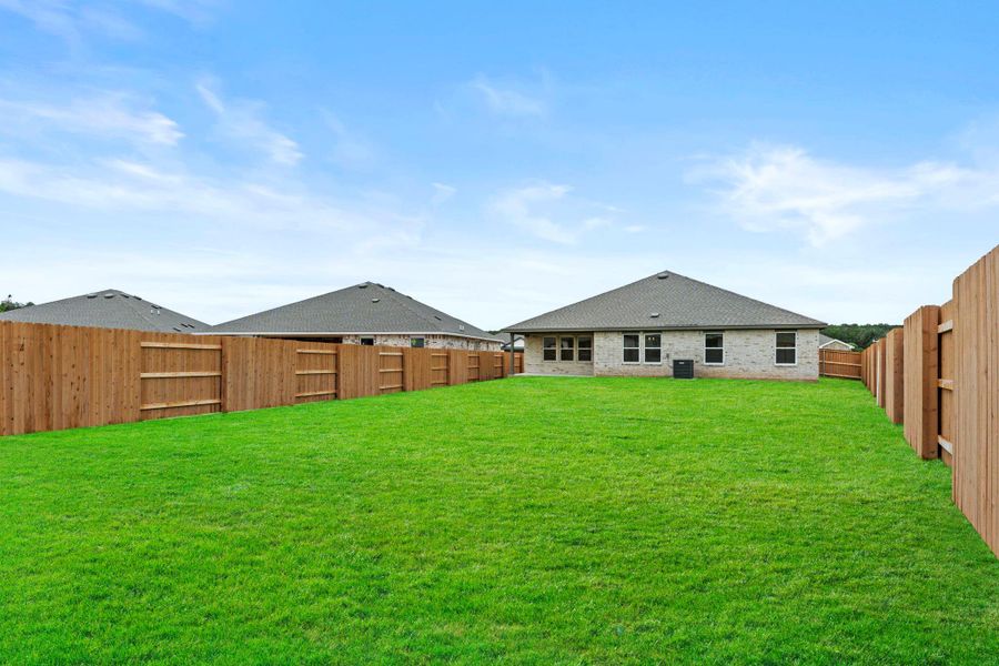 Exterior details and patio area of a home in Riverview, Georgetown (Image 16).