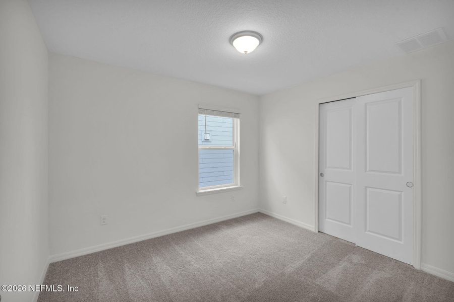 Spacious, unfurnished interior of a new home in Wells Landing, Jacksonville (Image 23).