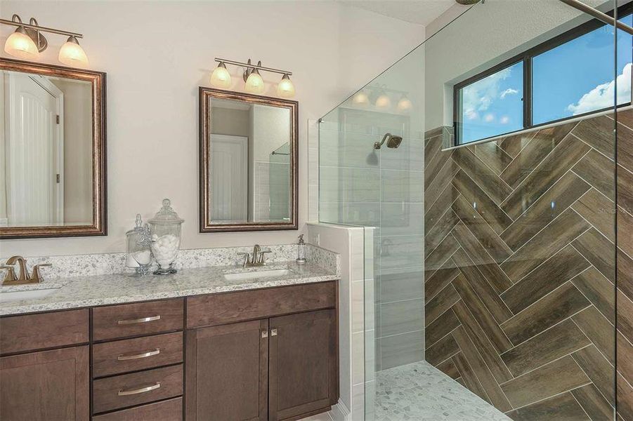 Furnished interior view inside a new home in Royal Highlands, Weeki Wachee (Image 6).