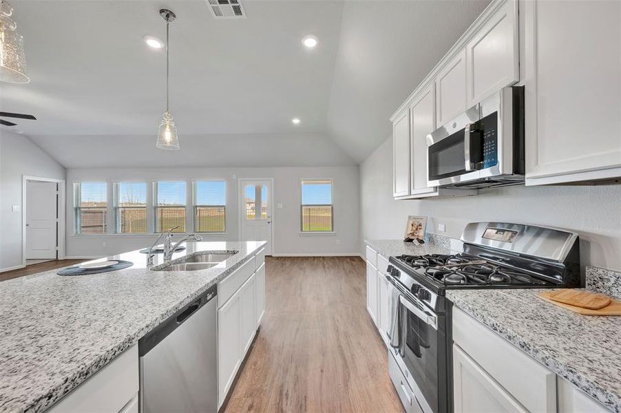 Furnished interior view inside a new home in Lane Ranch, Sanger (Image 15).