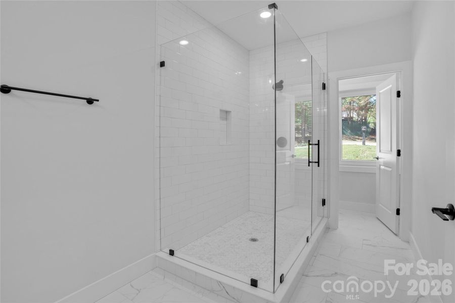Image 27 of a home in .