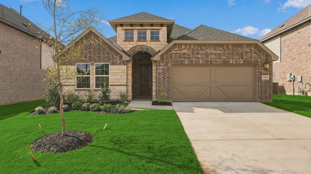 Front exterior of a new home in Anna Ranch, Anna, TX, highlighting curb appeal (Image 1). Front exterior of a new home in Anna Ranch, Anna, TX, highlighting curb appeal (Image 1).