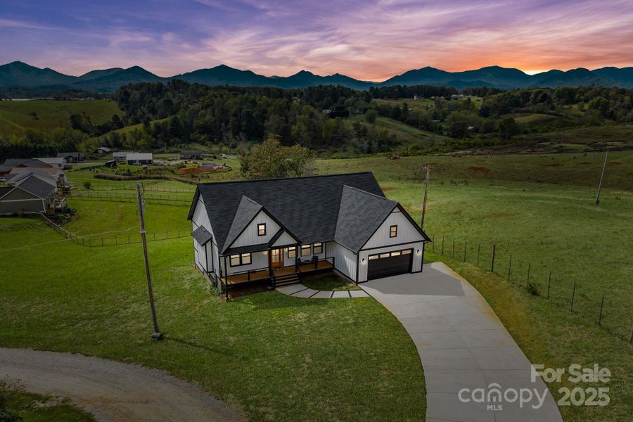 Image 35 of a home in .