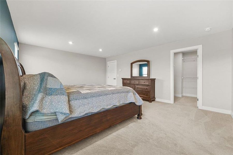 Furnished interior view inside a new home in Southern Hills, McDonough (Image 11).