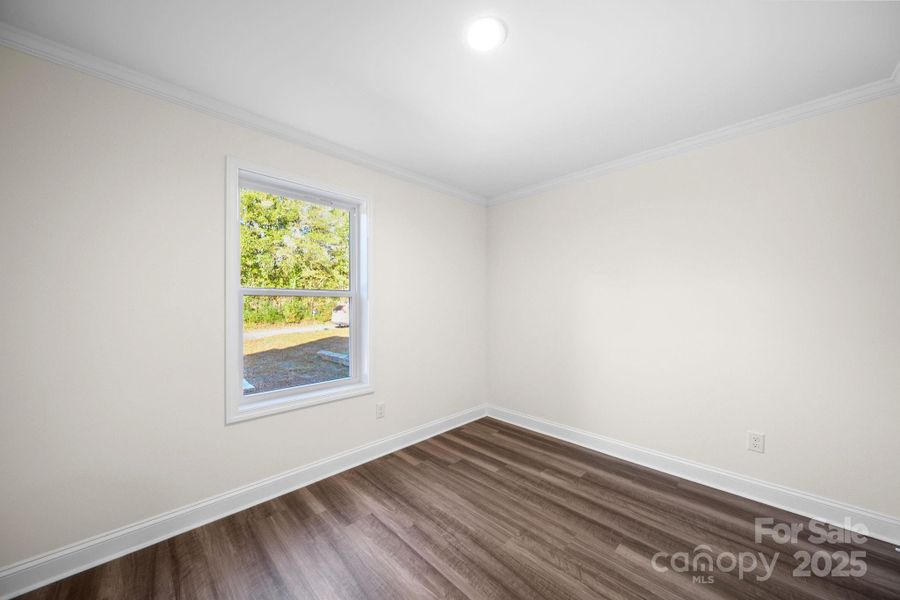 Spacious, unfurnished interior of a new home in , Cherryville (Image 15).