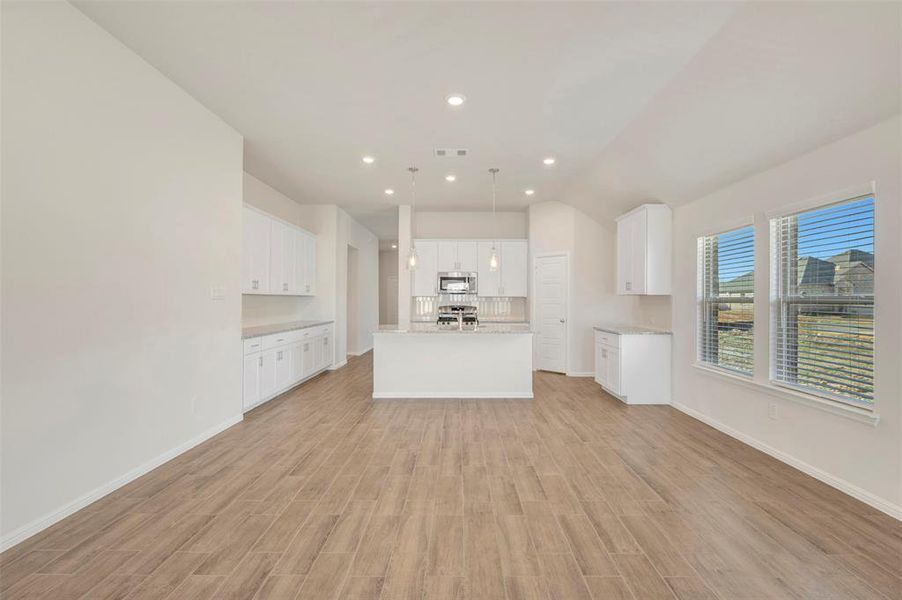 Spacious, unfurnished interior of a new home in The Preserve, Justin (Image 25).