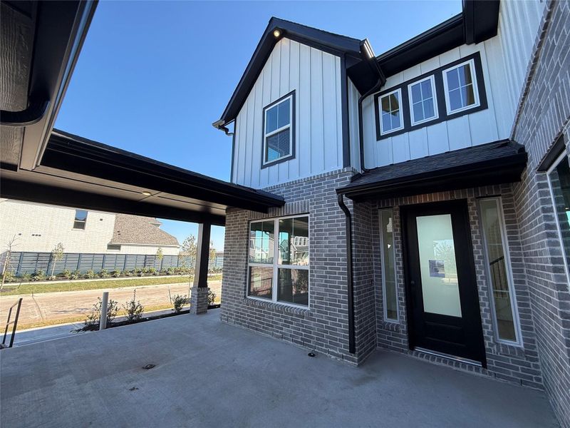 Exterior details and patio area of a home in Austin Point, Richmond (Image 4).