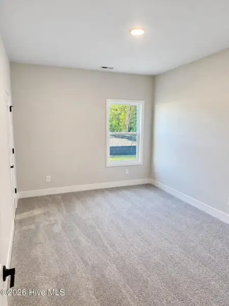 Spacious, unfurnished interior of a new home in Summer Place, Grimesland (Image 17).