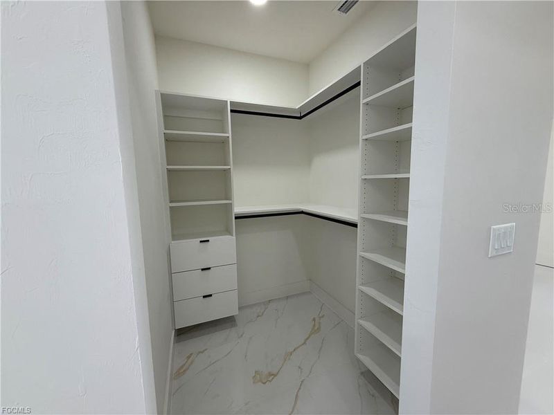 Spacious, unfurnished interior of a new home in , Lehigh Acres (Image 23). Spacious, unfurnished interior of a new home in , Lehigh Acres (Image 23).