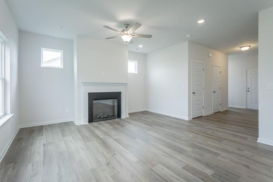 Spacious, unfurnished interior of a new home in Laurel Ridge, Rock Spring (Image 21).