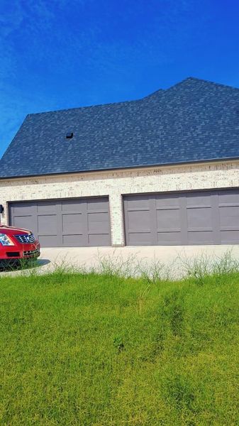 Image 15 of a home in Las Brisas at Stoney Creek. Image 15 of a home in Las Brisas at Stoney Creek.