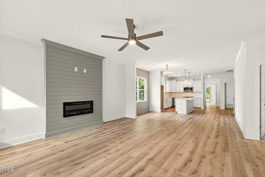 8-web-or-mls-DSC08843 8-web-or-mls-DSC08843