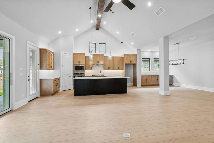 Furnished interior view inside a new home in Sienna 65' Homesites, Missouri City (Image 4).