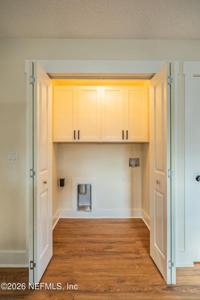 Spacious, unfurnished interior of a new home in , Callahan (Image 9).