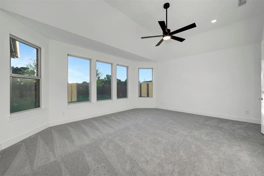 Spacious, unfurnished interior of a new home in Lilyana, Celina (Image 29).