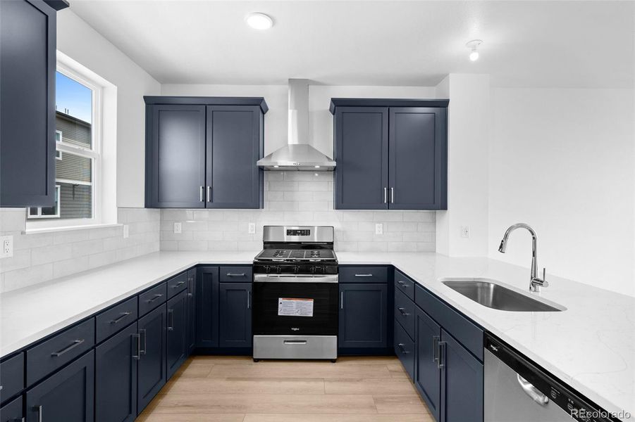 Spacious, unfurnished interior of a new home in , Denver (Image 22).