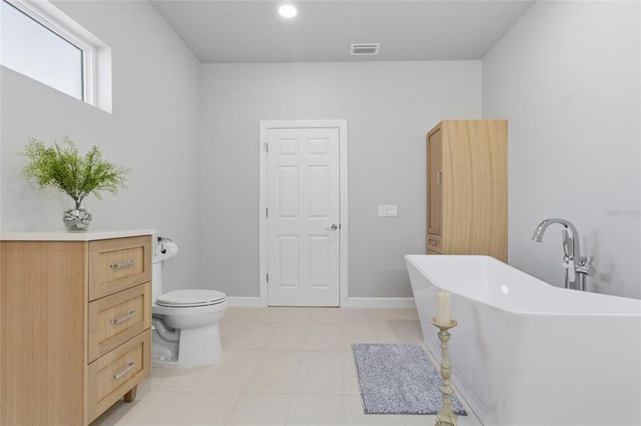 Furnished interior view inside a new home in , St. Petersburg (Image 17).