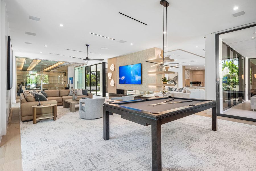 481_Thatch_Palm_Drive_45