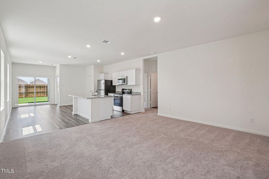 9-web-or-mls-Merced River Ln-S2806-005