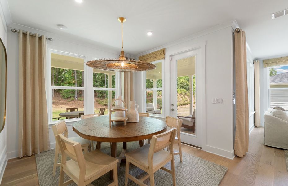 Furnished interior view inside a new home in Del Webb at Lake Oconee, Greensboro (Image 8).