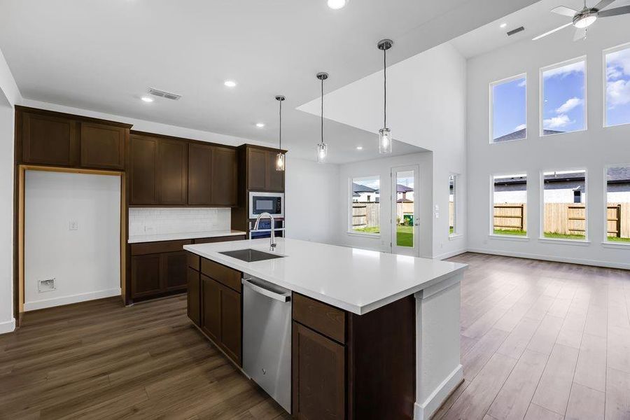 9230 Bossley Park ~ Ready Now